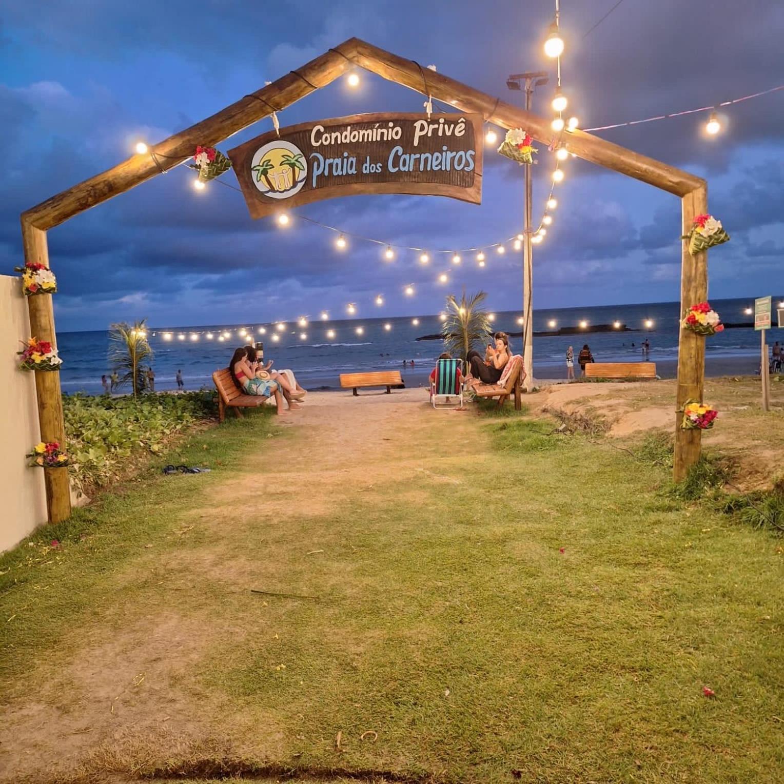 Casa Amarela Em Beira Mar - Prive Dos Carneiros